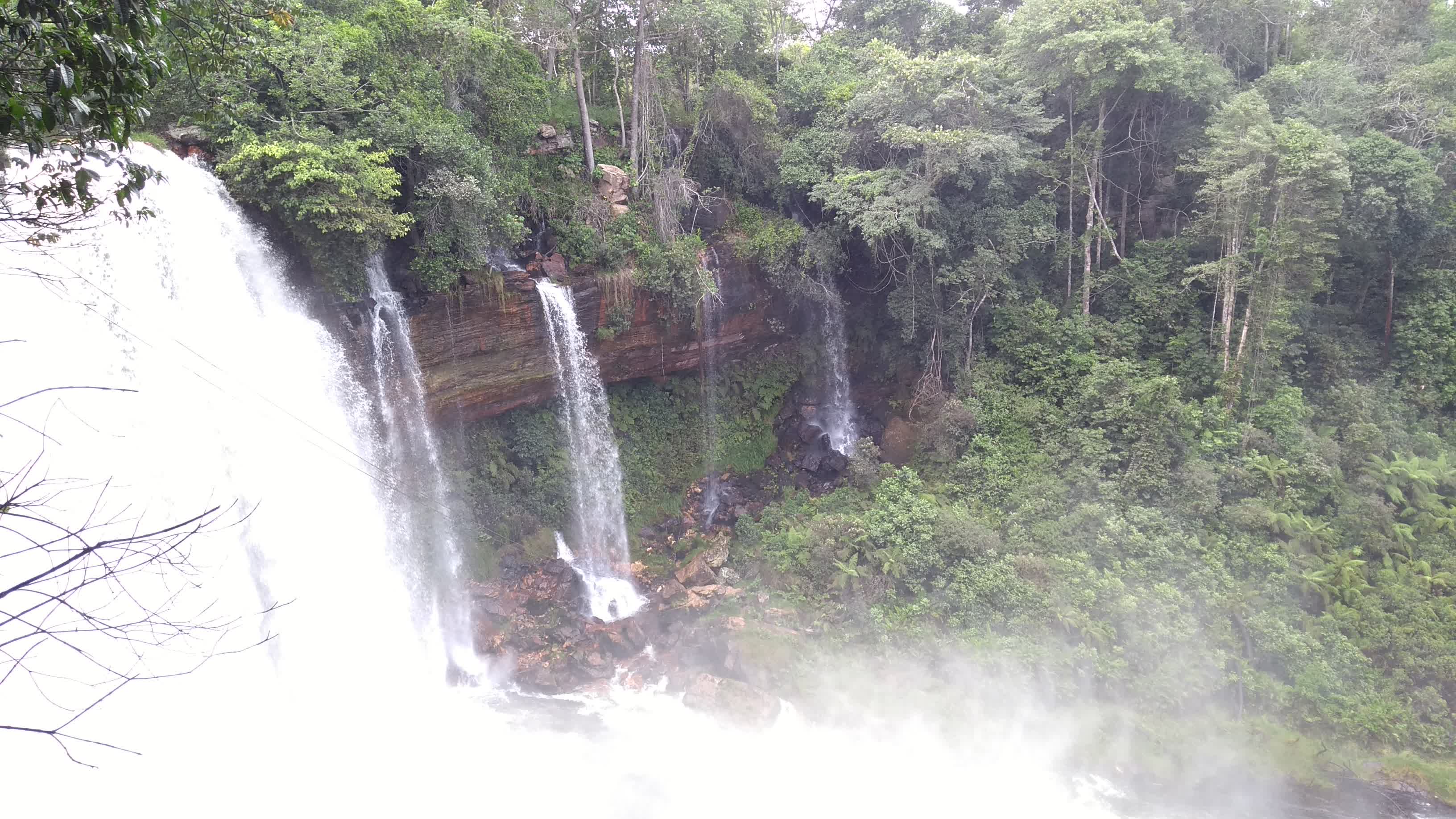 Cachoeira do Acaba Vidas (6) Cachoeira do Acaba Vidas (6)